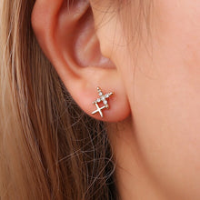 Load image into Gallery viewer, Double X Earring