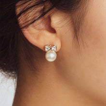 Load image into Gallery viewer, Crystal Pearl Earring